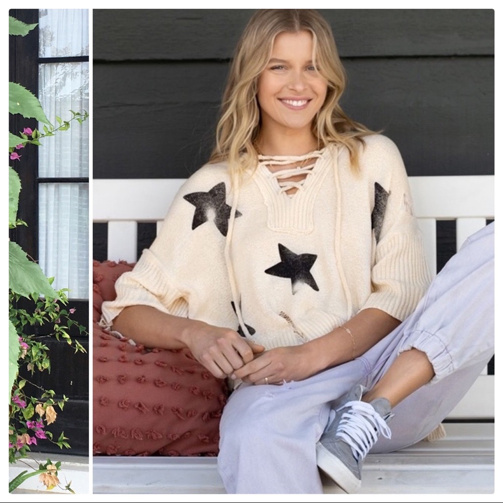 POL Star Spangled Stars Transitional Top - Picture 12 of 16